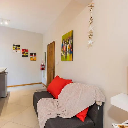 Studio With Spacious Balcony Shared Pool Garden Grand-Baie Exterior photo