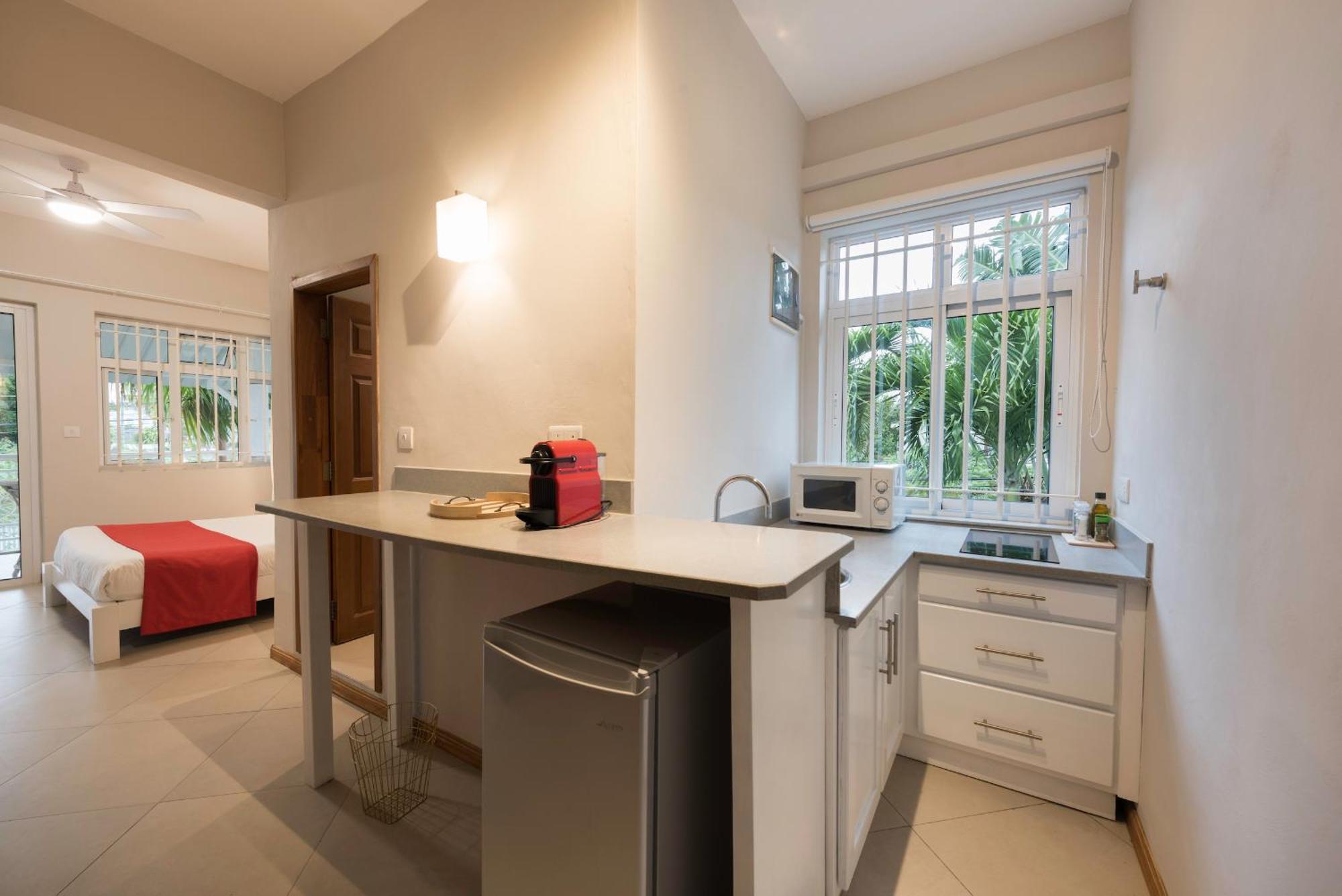 With Spacious Balcony Shared Pool Garden *